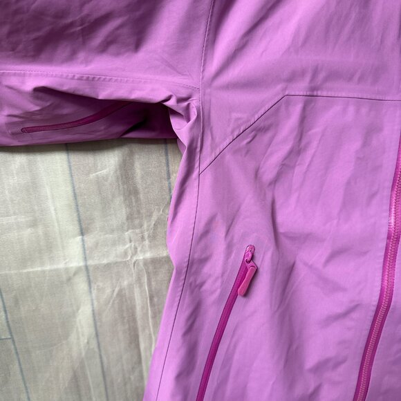 Women's Arcteryx BETA LT Jacket Solid Color Casual Sports Waterproof  Size L - Picture 5 of 10